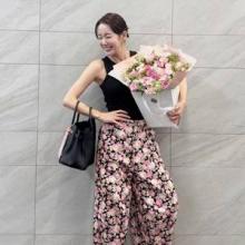 소이현, 할머니 꽃바지가 러블리! 와이드 꽃바지의 반전 매력 데일리룩