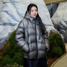 뉴발란스, 김연아·윈터·김보라·김하성 등과 함께 플라잉 77 구스다운 팝업스토어 오픈