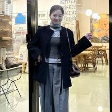 류이서, 11월 하객 패션의 정석! 과한 디테일 No 그레이 톤온톤 레이어드 하객룩