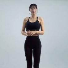 신수지, 아이스크림 즐겨도 탄탄 몸매! 레깅스&크롭톱 군살제로 트레이닝룩