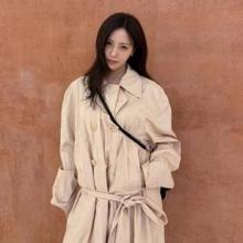 효민, 오버 핏의 강자! 여유로운 루즈 핏 봄 맞은 멋녀 간절기 트렌치코트룩