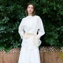 인동에프엔 리스트, 현대 여성의 새로운 헤리티지 제안! 2026년 S/S 캠페인 공개