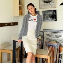 손연재, 설레는 봄! 가벼운 옷 차림 더 말라 보이는 말라깽이 니트 카디건 데일리룩