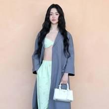 김태리, 이젠 겉옷으로 입는 속옷! 자유로운 여성성 밀라노 홀린 브라렛 패션