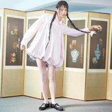 슈콤마보니, 플랫의 귀환! 스니커즈와 발레슈즈 하이브리드 ‘스니커리나’ 인기