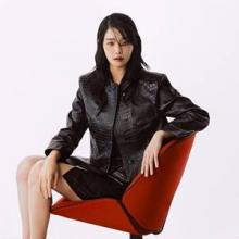 박규영, 봄 가죽의 찐 멋! 시대를 초월한 정교한 테일러링 톤온톤 레더 룩