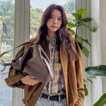 채정안, 매니시 봄버 재킷도 찰떡! 편하게 툭 오버핏 봄버 재킷 봄 데일리룩