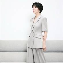 송혜교, 반팔 정장 슈트 vs 하늘하늘 케이프 원피스룩 반전 매력 섬머룩