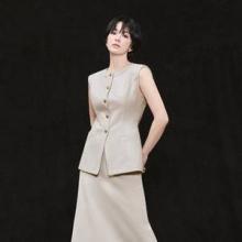 송혜교, 클라스가 달라 여름의 멋과 품격! 절제된 실루엣과 우아한 균형미 섬머 페미닌룩