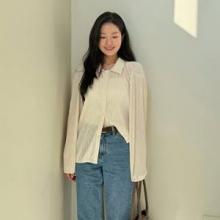 류이서, 갈수록 더 청순! 자연스럽게 힘 뺀 쿨한 주름 블라우스 데일리룩