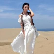 정유미, 현실판 알라바스타 공주? 인기 애니 ‘원피스’ 속으로 청순 화이트 원피스룩