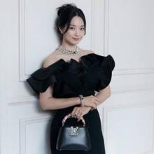 신민아, 블랙이 화사! 대만 홀린 블랙 오프숄더 러플 여신미 이브닝 드레스룩