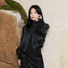 송혜교, 벌써 가을을 입었네! 발빠른 패셔니스타의 우아한 듯 시크한 가을 데일리룩
