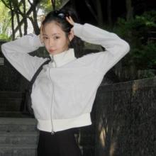 손나은, 의외의 탄탄 건강미 애슬레저 슬림 핏! 바이커 쇼츠 스포티 산책룩