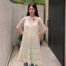 오연서, 겉에 속옷 입었나? 티셔츠 위에 슬립 드레스 파격의 란제리 레이어드룩