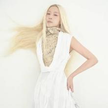 전도연, 나이 잊은 몽환미 53세 맞아? 세월 꺼꾸로 우아한 여신미 엘레강스 드레스룩