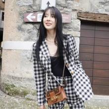 모델 아이린, 루이비통 크루즈 핫걸! 이태리 남성도 기죽일 매니시 슈트룩