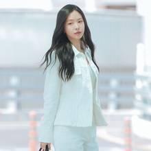 [패션엔 포토] 손나은, 보기만해도 눈부셔! 싱그러운 화이트 쇼츠 슈트룩 LA 출국
