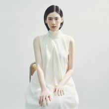 정은채, 다시 ‘정년이’ 문옥경 생각케 하는 숏컷 여신! 시크한 모노크롬 페미닌룩