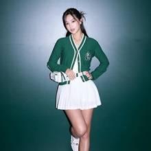 '원빈 조카' 김희정, 쿨한 여름 싱그러운 매력...비율좋은 프레피 라운딩룩
