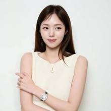 채수빈, ‘심플 is 럭셔리’ 여름 미니멀룩의 정석! 한 끗 차이의 우아미 섬머룩