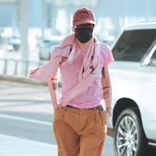 [패션엔 포토] 지드래곤, 꽃무늬 카디건은 머플러처럼! 꽁꽁 가려도 연예인 포스 호주 출국