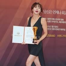 [패션엔 포토] 예지원, 아시아스타 대상! 아찔한 하이슬릿 매혹적인 드레스룩 자태