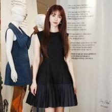 윤은혜, 상대 연예인 결혼으로 N썸은 끝났지만! 사랑스러운 블랙 리틀 드레스룩