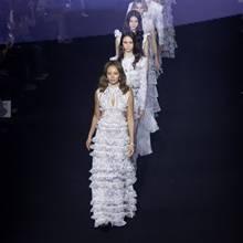 [리뷰] 루시드 블룸! 두칸 서울패션위크 2026 S/S 컬렉션 '뜨거운 갈채'
