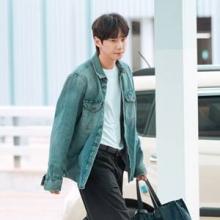 [패션엔 포토] 이준영, ‘폭싹 속았수다’의 첫사랑! 동네 오빠 같은 힙한 뉴욕 출국룩