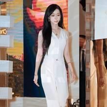 [패션엔 포토] 에스파 윈터, 잠실 난리난 화이트 요정! 은근 섹시한 시크한 수트 베스트룩