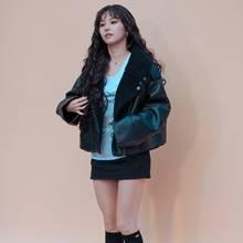 [패션엔 포토] 아이들 소연, 무스탕 재킷과 어그 부츠! 겨울에도 사랑스러운 블랙 윈터룩