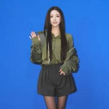 [패션엔 포토] 있지 유나, 청담동이 들썩! 짧게 짧게 쇼츠에 크롭 재킷 하이틴 시크룩 