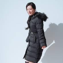 [패션엔 포토] 김지원, 강추위 롱패딩 필수! 평창동을 누빈 드레스업 블랙 후드 패딩룩