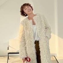 최은경 아나, 연말 파티룩 뭐 입죠? 퍼 스타일링으로 끝낸 교수 사모님의 모임룩