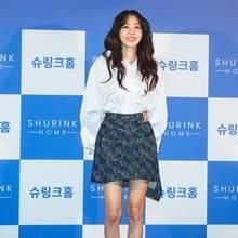 [패션엔 포토] 산다라 박, 40세 맞아? 소녀소녀한 러블리 투피스룩 성수동 팝업 나들이룩 