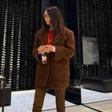 황신혜, 60대 나이 잊은 스타일 아이콘! 캐주얼과 클래식의 절묘한 조화 재킷 데일리룩