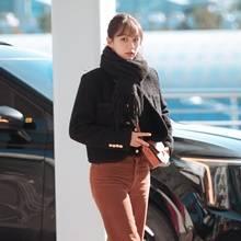 [패션엔 포토] 혜리, 바지와 핸드백 깔맞춤! 센스있는 컬러 스타일리시한 트위드룩