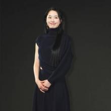 [패션엔 포토] 원지안, ‘경도를 기다리며’ 서지우 컷아웃 우아미! 올 블랙 언발란스 투피스룩