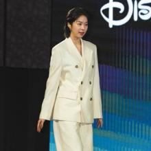 [패션엔 포토] 서은수, ‘낭만닥터 김사부’의 그녀! 청순미 벗은 시크한 숏컷 화이트 슈트 핏! 