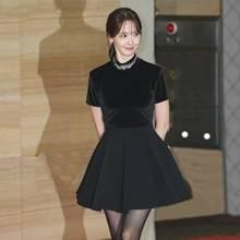 [패션엔 포토] 소녀시대 윤아, 핏앤플레어 실루엣! 변함없는 미모 러블리 투피스룩