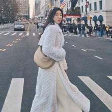 박한별, 뉴욕 크리스마스의 잇걸! 뉴욕 거리 휘저은 로맨틱 헤링본 퍼 코트룩