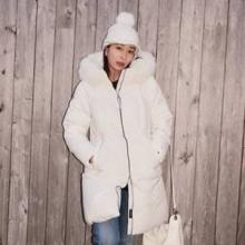 이민정, 더 어려 보이는 깔끔한 아웃 핏! 42세 두아이 엄마의 후드 퍼 롱 패딩룩