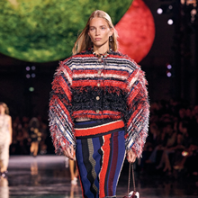 샤넬, 초고가 전략 통했다...루이비통 제치고 글로벌 럭셔리 패션 1위