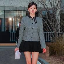 [패션엔 포토] 김민주, 한파에도 미모 폭발! 옷차림은 봄날같은 러블리 체크 투피스룩