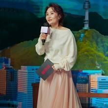 [패션엔 포토] 박경림, 패션은 봄! 풍성한 샤 스커트로 멋낸 산뜻한 발레코어룩