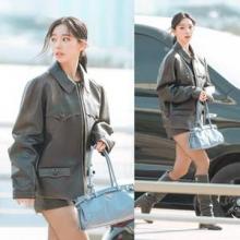 [패션엔숏] 에스파 카리나, 가죽 재킷과 쇼츠! 취향저격 가죽 쇼츠룩 후쿠오카 출국