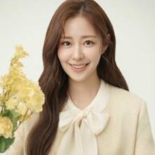 무자크·이프네, ‘독수리 5형제’와 ‘우주메리미’ 그녀 신슬기 새 뮤즈 발탁