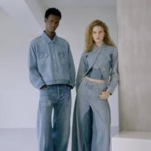 리바이스, 헤리티지의 현대적 재해석! 프리미엄 라인 ‘블루탭’ 2026 S/S 컬렉션 출시 