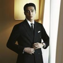 마에스트로, ‘72시간 소개팅’ 나현웅과 웨딩 수트 캠페인 ‘프리미엄 예복’ 공개